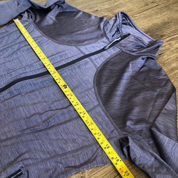 Lululemon fitted jacket sz12 - Picture 4 of 7